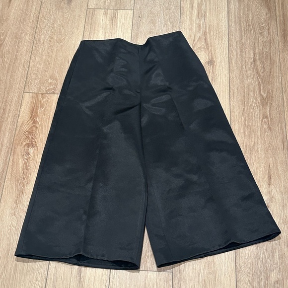 Theory - Wide Leg Culotte in Bonded Satin - Picture 8 of 12